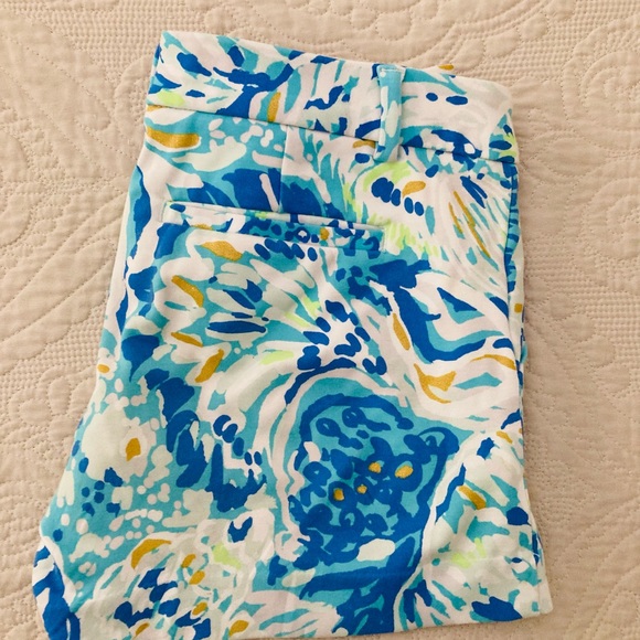 Lilly Pulitzer Stretch Knit Callahan Shorts - Picture 7 of 10